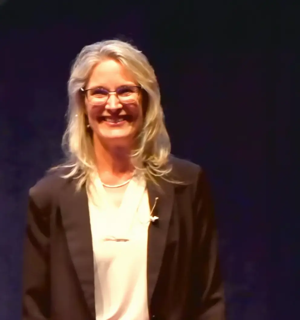 Portrait of Shari Goodwin